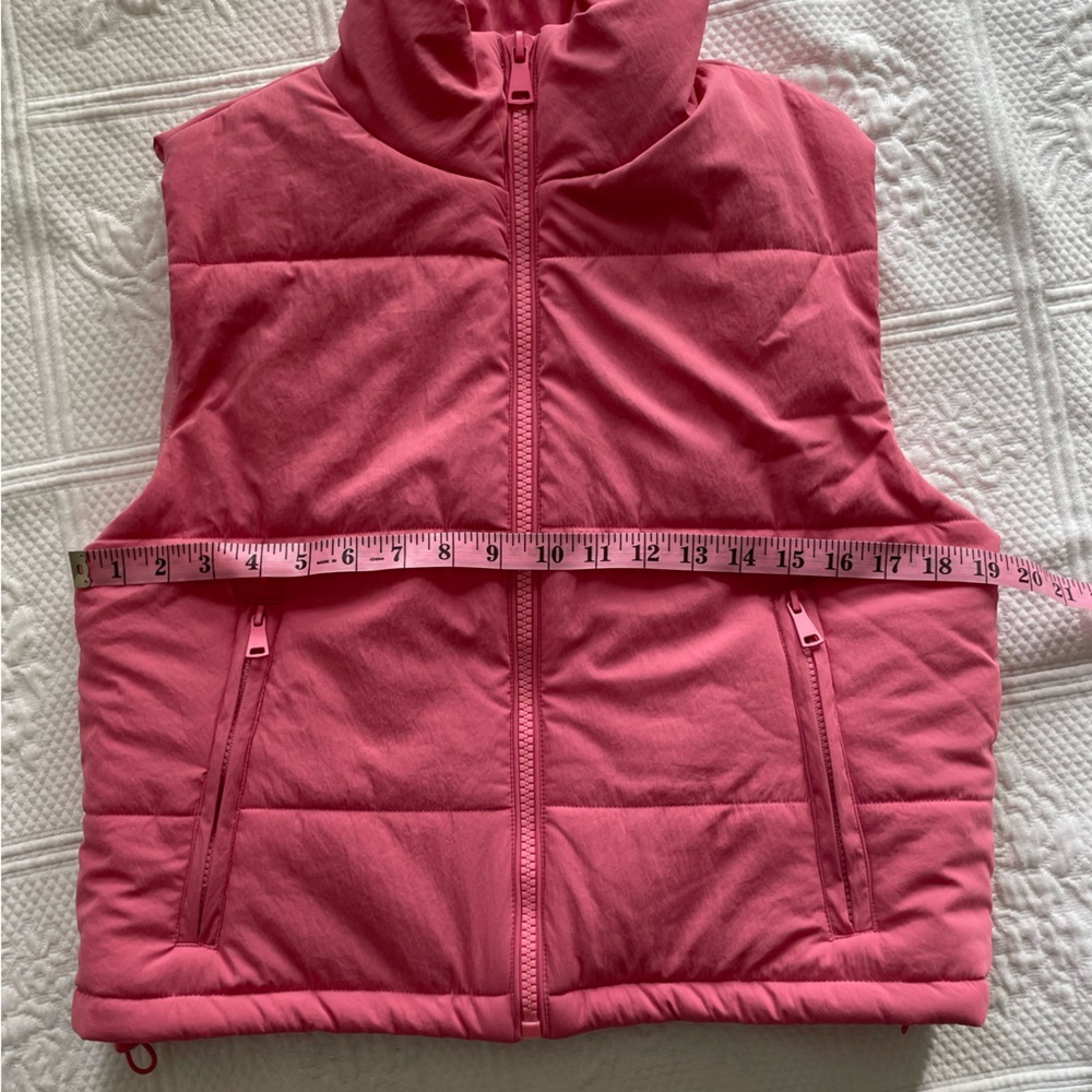 💕HYFVE Full Zip Puffer Vest Bubblegum/Barbie Pink Crop Small - Picture 8 of 9
